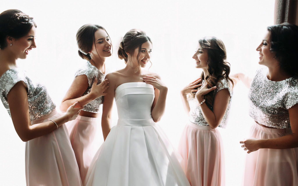 novia con damas de honor